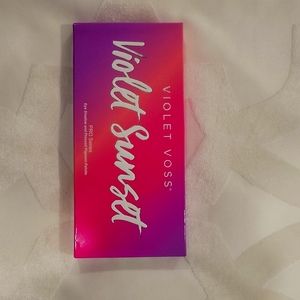 BRAND NEW- VIOLET VOSS- Violet Sunset Eyeshadow and Pressed Pigment Palatte